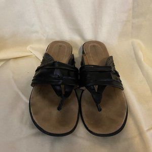 🛑💥3/$25  Black Sandals size 10